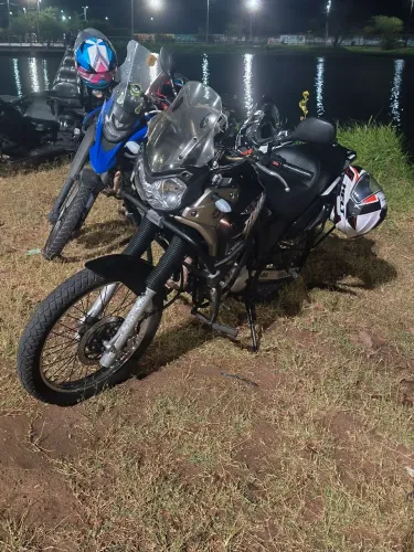 VENDO XTZ TÉNÉRÉ 250 MARROM/ VALOR A BAIXO DA FIPE . COR MAIS BONITA.