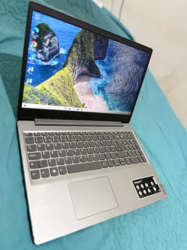Notebook Lenovo CORE i3 geração 8 