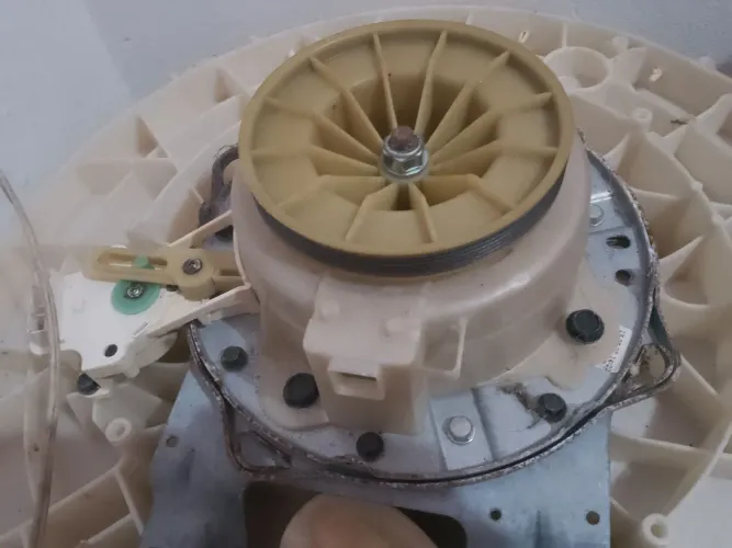 Motor da máquina Electrolux