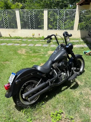 Fat Boy Special Low com acessórios e revisada