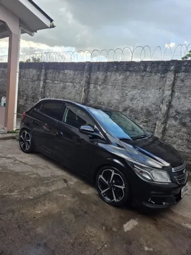 Chevrolet Onix Hatch LT 1.4 8V Flex Power Mec. 4P 2015