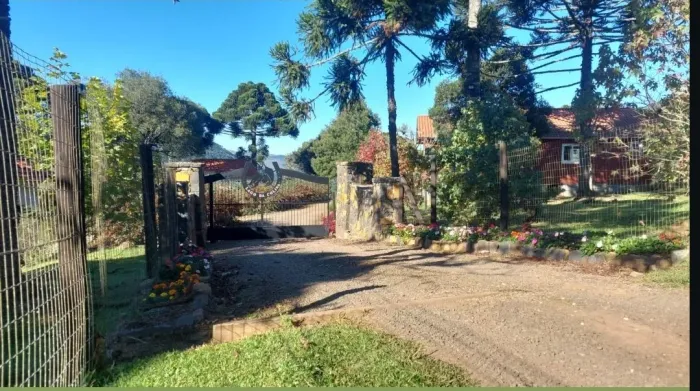 POUSADA NA MONTANHA, 10 CHALÉS, 74.400M2, EM URUBICI-SC