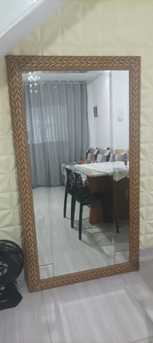 Espelho com moldura pagamento em 6x