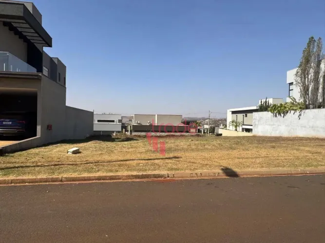 Terreno à venda, 350 m² por R$ 522.000 - Vila do Golfe - Ribeirão Preto/SP