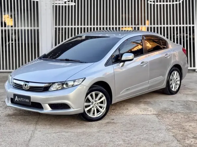Honda Civic Sed. Lxl/ LXL SE 1.8 Flex 16V Aut. 2013