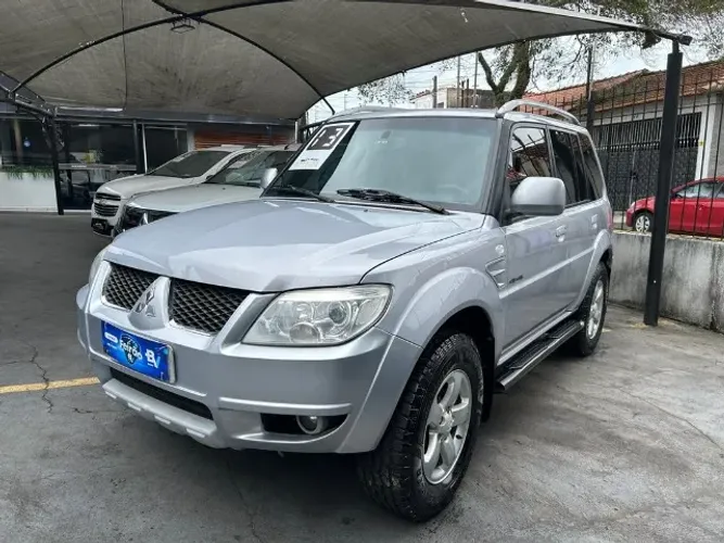 Mitsubishi Pajero TR4 2.0/ 2.0 Flex 16V 4X4 Aut. 2013