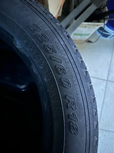 Pneu Pirelli 225/60 R18