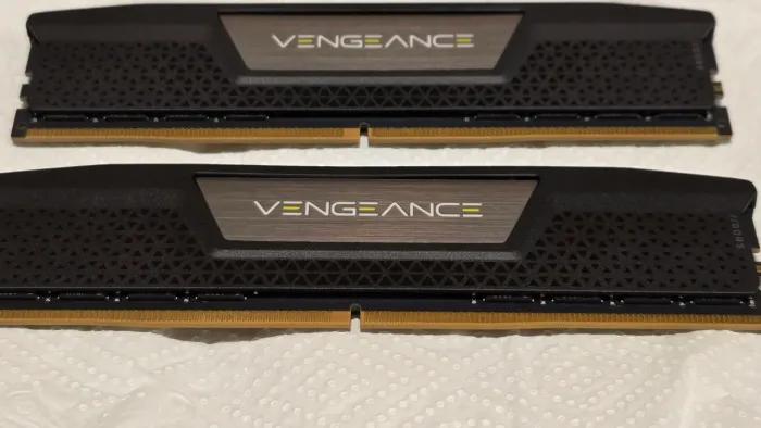 Corsair Vengeance 2x32gb(64gb) DDR5 5600mhz CL40 - Usada