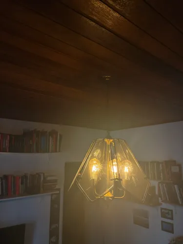 Lustre retrô em cobre e vidro âmbar