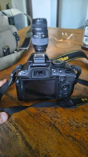 Kit Nikon D5100 + Lente 18-55mm Vr - Pequeno defeito No Obturador / Lente 100%