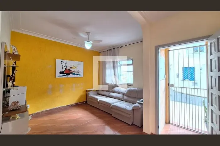 Casa à Venda - Bom Retiro, 2 Quartos, 108 m2