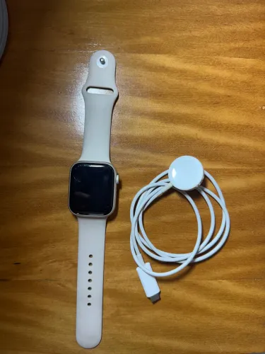 Apple watch S8 45mm 