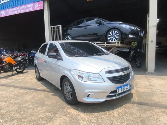 Chevrolet Onix JOY Hatch 1.0 8V Flex Mec. 4P 2017