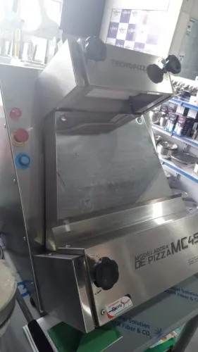 Modeladora de Pizza MC 45 TECNOPIZZA