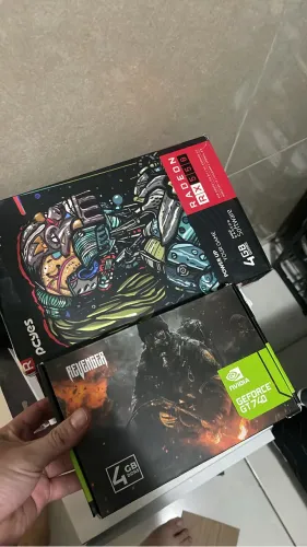 Placa de vídeo GTX 550 + GT740