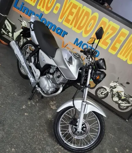 TITAN 150 ESD 2006 PRATA $10800 LINDÍSSIMA LINDOMAR MOTOS