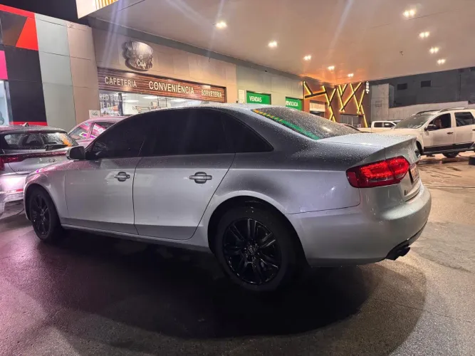 Audi A4 2.0 16V TFSI 183/180cv Multitronic 2011