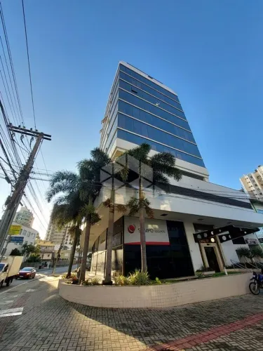 Sala - Não Usar 26M² - para Alugar