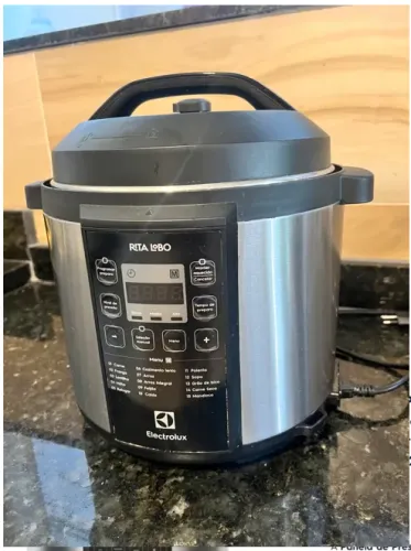 PANELA DE PRESSÃO ELÉTRICA