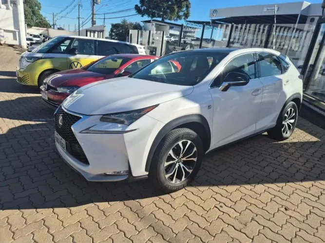 Lexus NX-200T F-sport 2.0 16V 238cv Aut. 2016