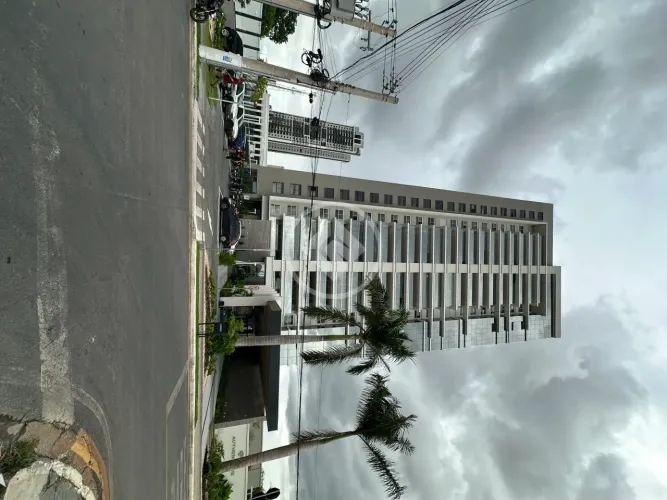 Apartamento no Edifício AUTHENTIQUE com 4 quartos, sendo 2 suítes, 3 vagas de garagens, se