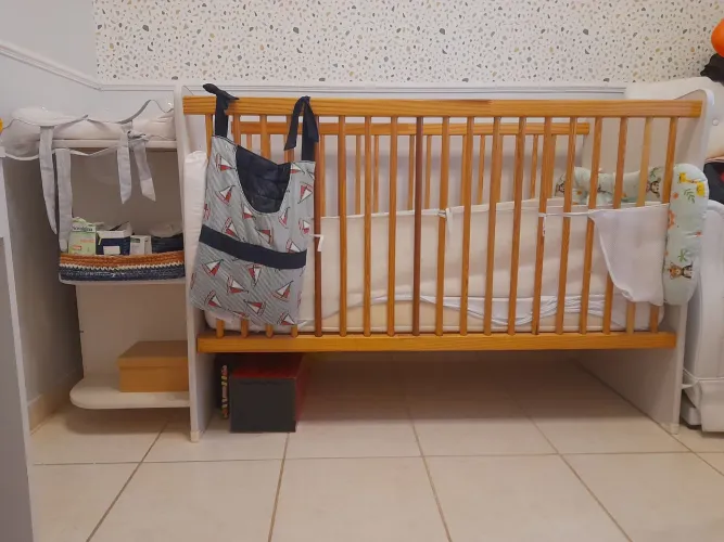 Berço com colchão