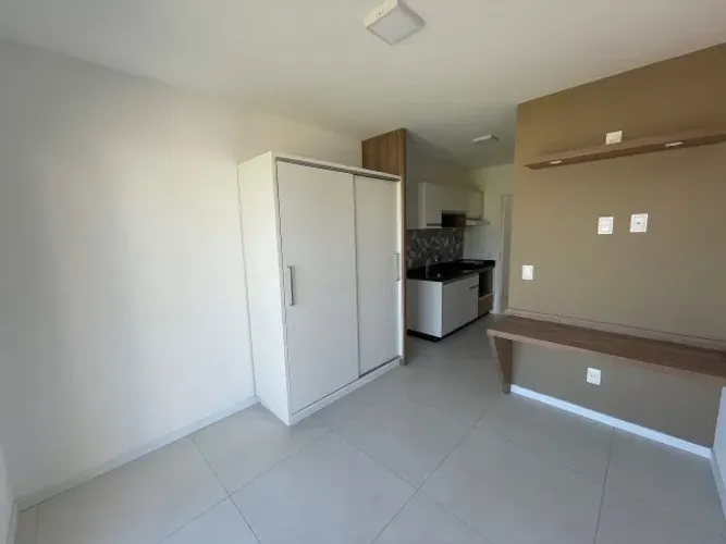 Loft/Studio 209 no Centro para até 2 pessoas, imóvel novo! Vista para o mar.
