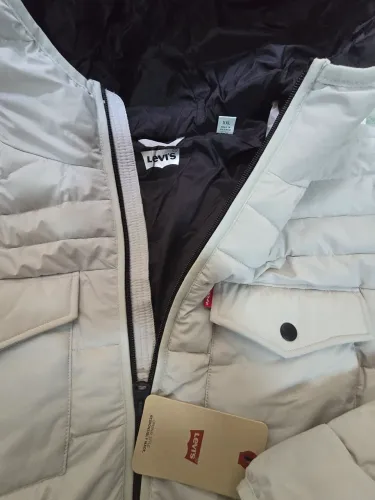 Jaqueta masculina levis com capuz elástica resistente à água Nova. Original