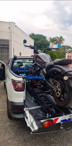Reboque de motos, rampa automatizada.