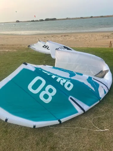 Kite Cabrinha Nitro 8 + Barra