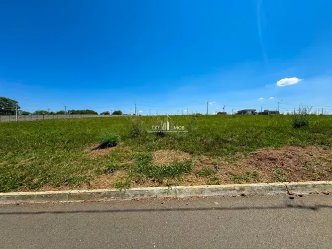 Lote em Condomínio Fechado - Solar Itália, oportunidade com 300 m², quitado e registrado.