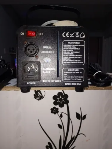 Maquina De Fumaça 600w 3 Leds Coloridos Rgb Festa Balada Dj