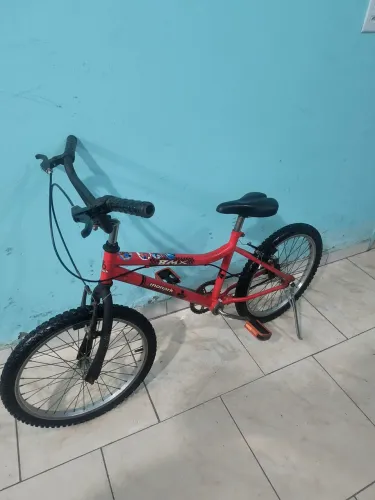 Bicicleta aro 20 Cross BMX do homem aranha