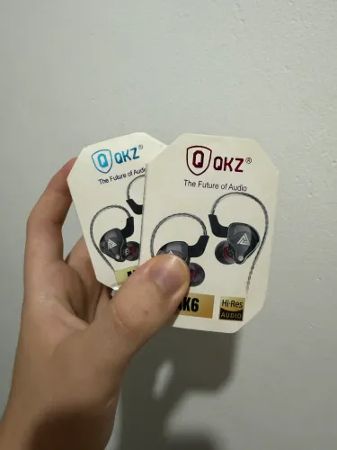 QKZ AK6 Profissional sem MIC
