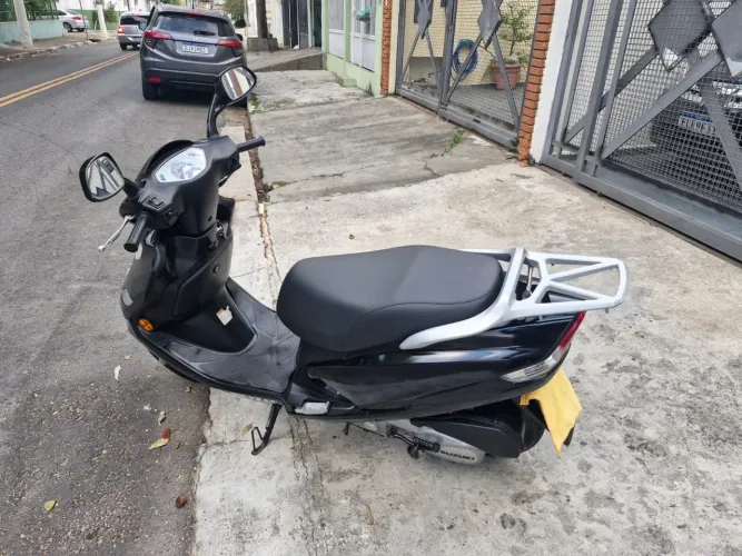 Suzuki Burgman 125i 2016