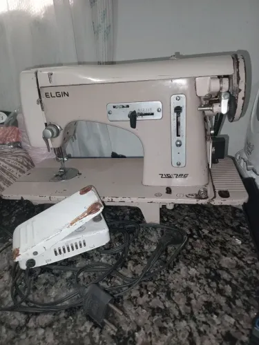 Vendo máquina Elgin não entrego é tirar no local