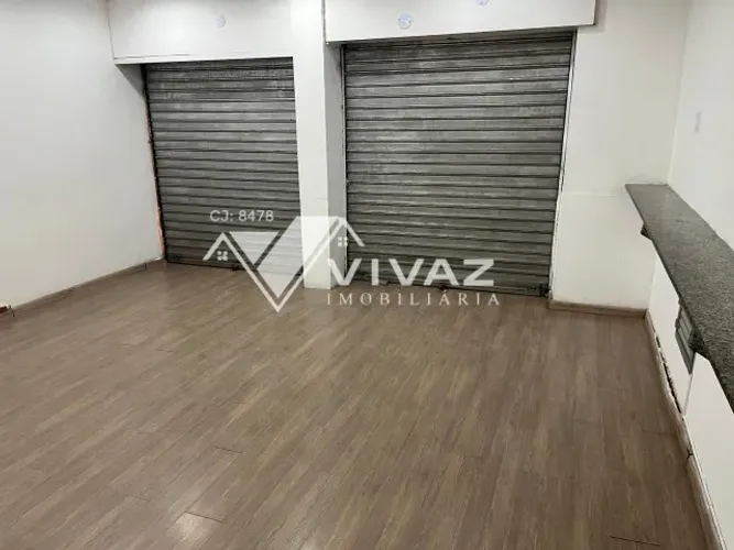 Ótima Loja frente de rua com salão amplo, cozinha e banheiro em Cavalcanti 