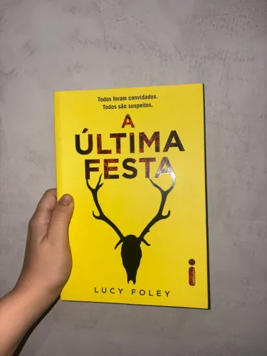 A última festa - Lucy Foley