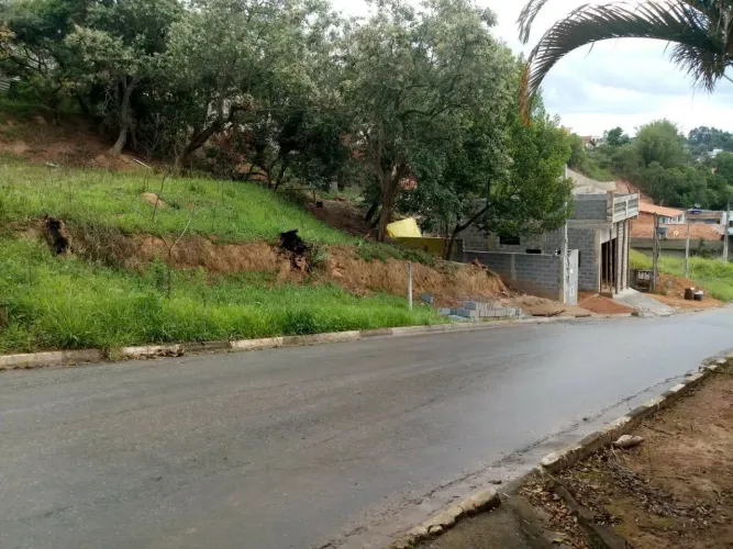 Terreno à venda, 700 m², Jardim Jemima - Ibiúna/SP