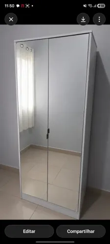 Armário com espelho 