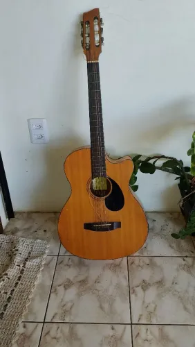 Vendo violão di Giorgio