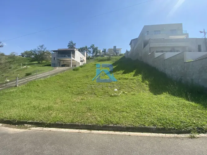 Terreno à venda, 900m², Residencial Itatiba Country, Itatiba, SP