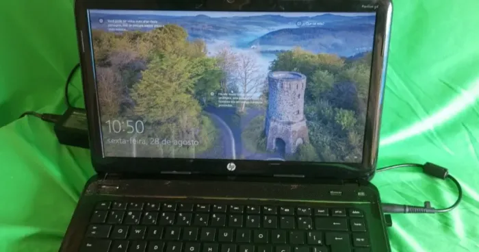 Notebook Hp Pavilion i3 obs.Muito lento
