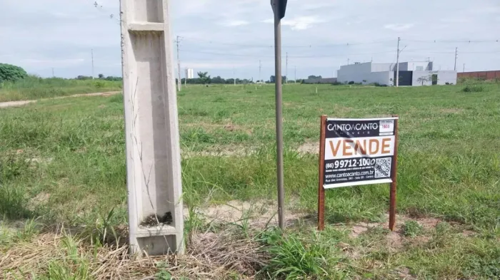 Terreno Quitado no São Lourenço - 374m² à Venda em Sinop