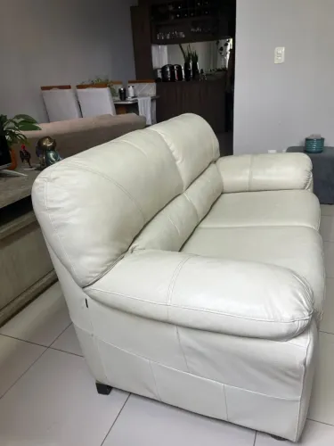 Sofa de couro 2 lugares - otimo estado