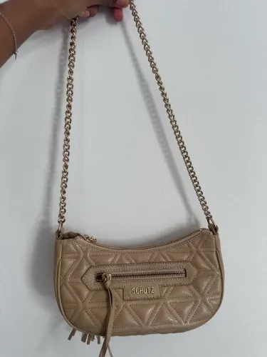 Bolsa Schutz nova