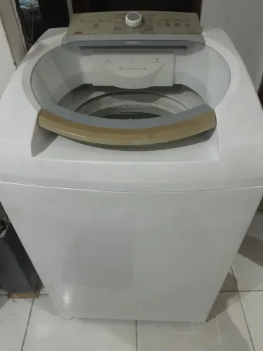 Vende máquina de Lavar Roupa Brastemp 11kg