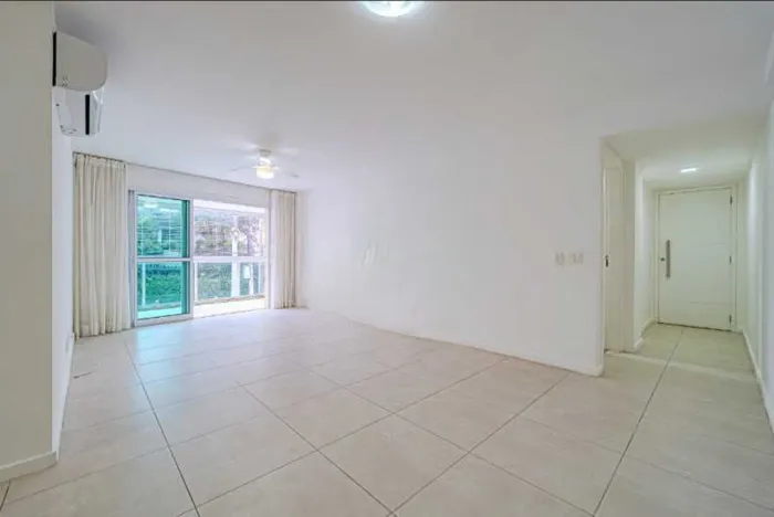 Apartamento : / Residencial / Botafogo