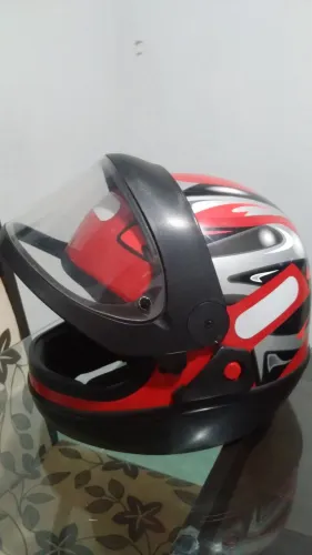 Capacete automático 