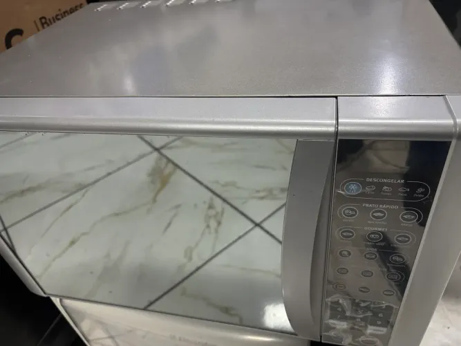 Microondas 31 litros eletrolux